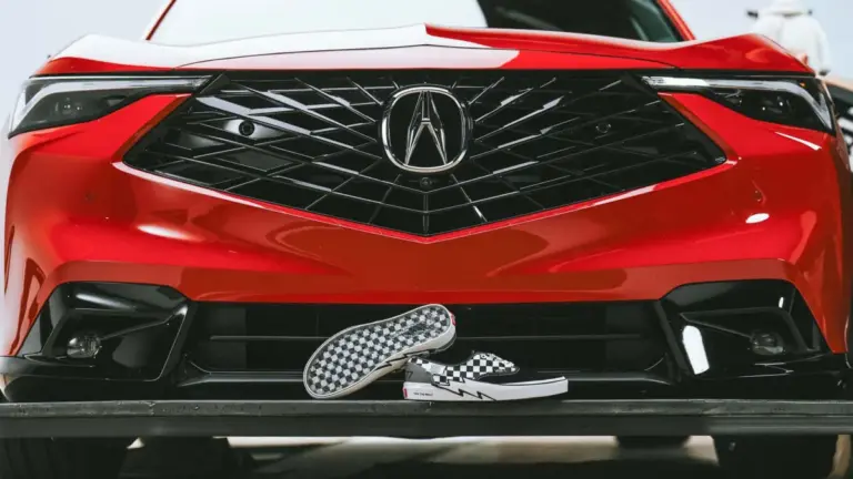 Acura презентувала унікальний кросовер ADX у стилі культури Vans і BMX Acura презентувала унікальний кросовер ADX у стилі культури Vans і BMX