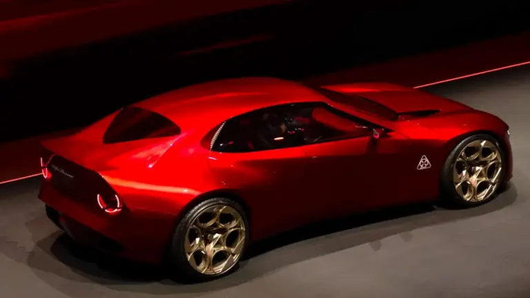 Alfa Romeo розкрила плани на майбутнє та розробить новий кросовер Alfa Romeo розкрила плани на майбутнє та розробить новий кросовер