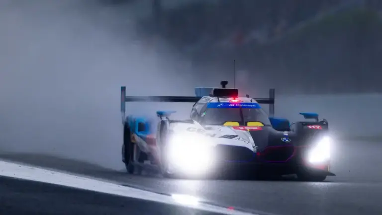 BMW M Team WRT здобула перемогу в гонці 6 годин Сау-Паулу BMW M Team WRT здобула перемогу в гонці 6 годин Сау-Паулу