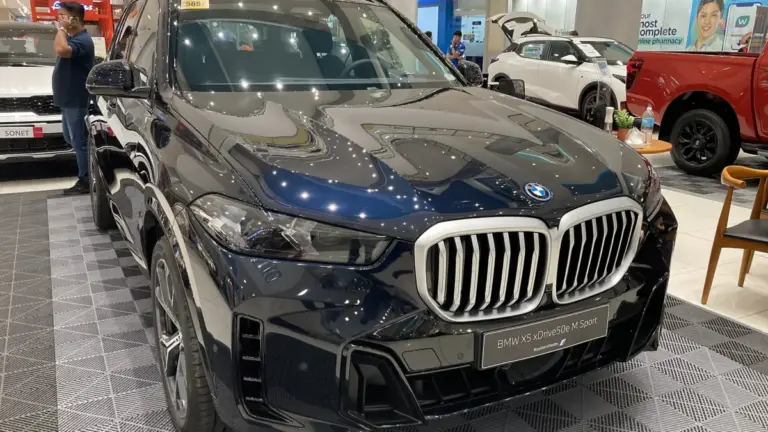 BMW відкрила прийом замовлень на електричний кросовер iX5 та запропонувала бонус