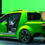 Fiat показала футуристичний концепт Multiplay: мінівен, SUV та пікап в одному авто