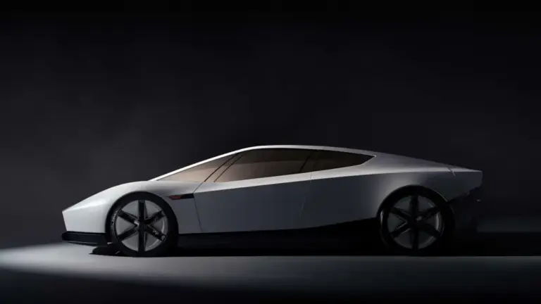 Голова Ferrari оцінив новий Tesla Roadster на максимальні 10 балів Голова Ferrari оцінив новий Tesla Roadster на максимальні 10 балів