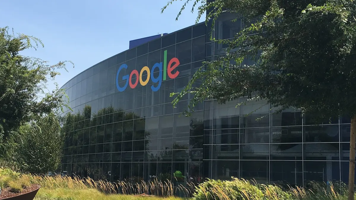 Google випустила оновлення Chrome 155 для Chromebook із покращеною підтримкою вебзастосунків