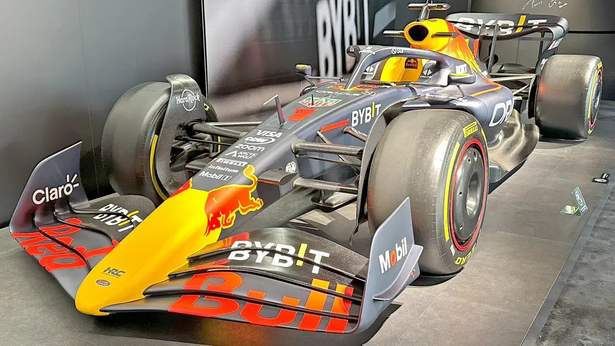 Ісак Хаджар отримав попередження від FIA через інцидент з фанатом у Мехіко