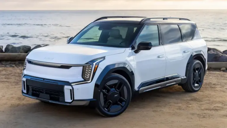 Kia представила кросовер EV9 2027 року з приростом потужності