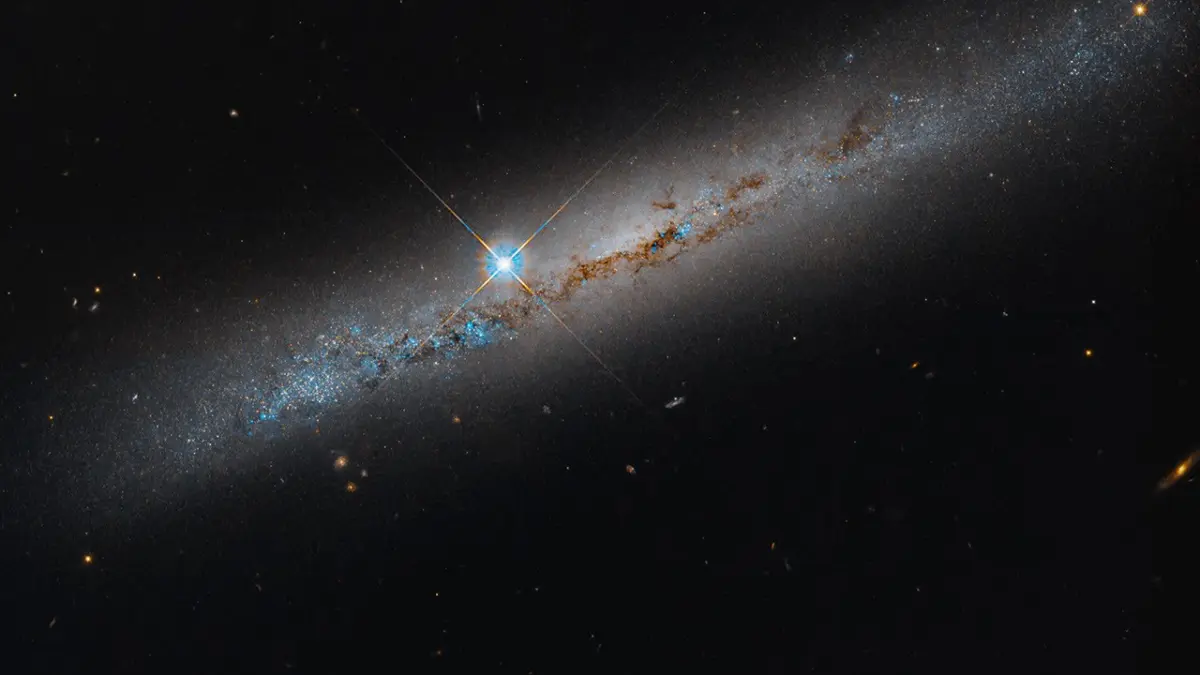 Космічний телескоп Hubble сфотографував спіральну галактику NGC 1827