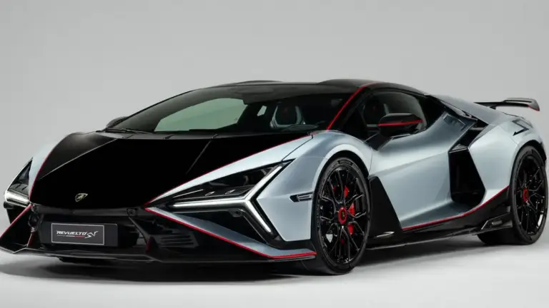 Lamborghini представила гібридний суперкар Revuelto 2027 року з новою версією SV Lamborghini представила гібридний суперкар Revuelto 2027 року з новою версією SV