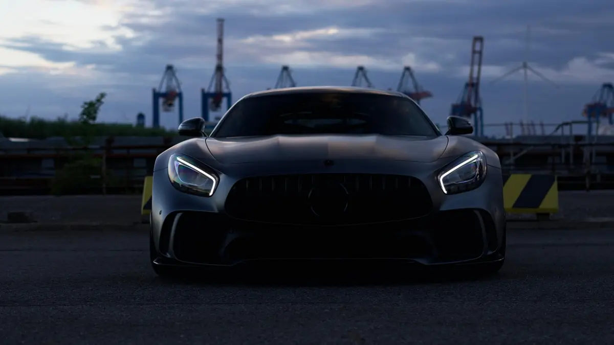 Mercedes-AMG представила електричний кросовер із платними звуками V8