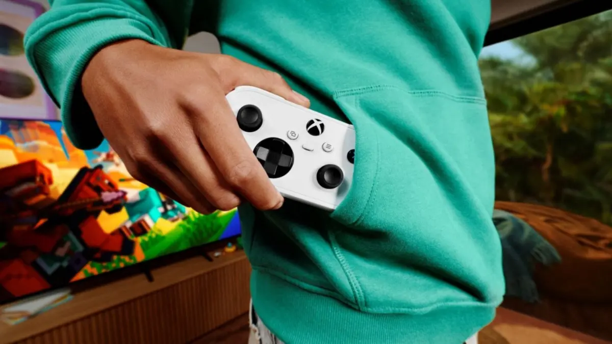 Microsoft анонсувала ультракомпактний і дешевий геймпад Xbox Nano