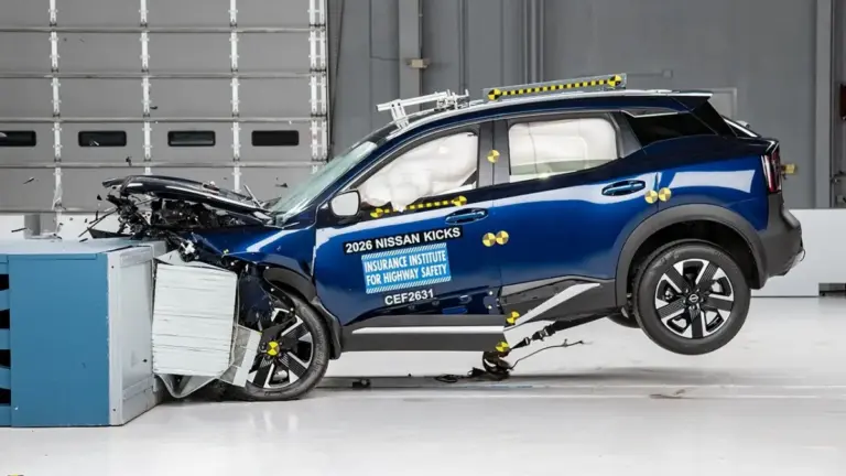 Nissan Kicks заробив нагороду IIHS після оновлення систем безпеки Nissan Kicks заробив нагороду IIHS після оновлення систем безпеки