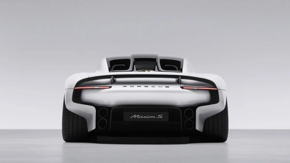 Новий шеф-дизайнер Porsche розповів про створення суперкара Mission S