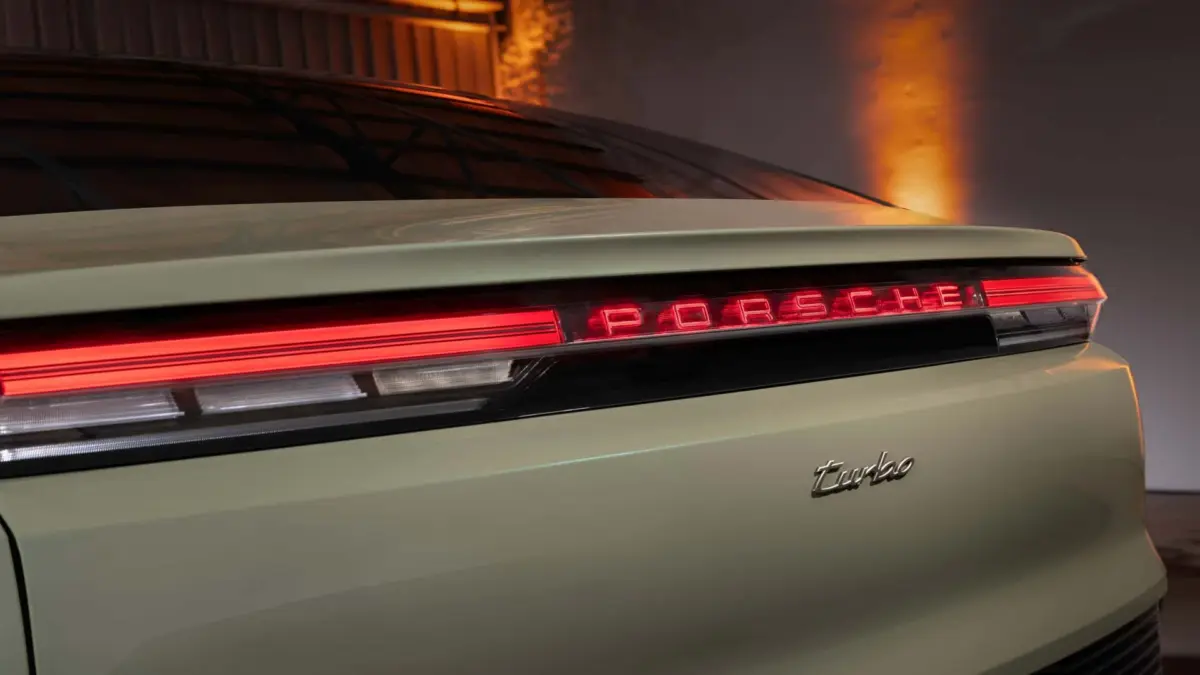 Porsche відмовилася будувати заводи у США через малі обсяги