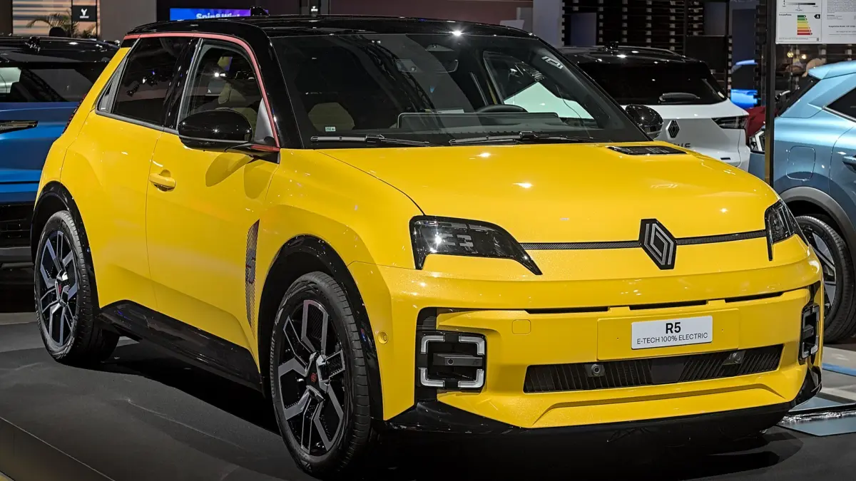 Renault вимагає від партнерів більшої унікальності дизайну для спірних авто