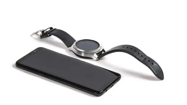 Користувачі Galaxy Watch скаржаться на опіки та розряд батареї Користувачі Galaxy Watch скаржаться на опіки та розряд батареї