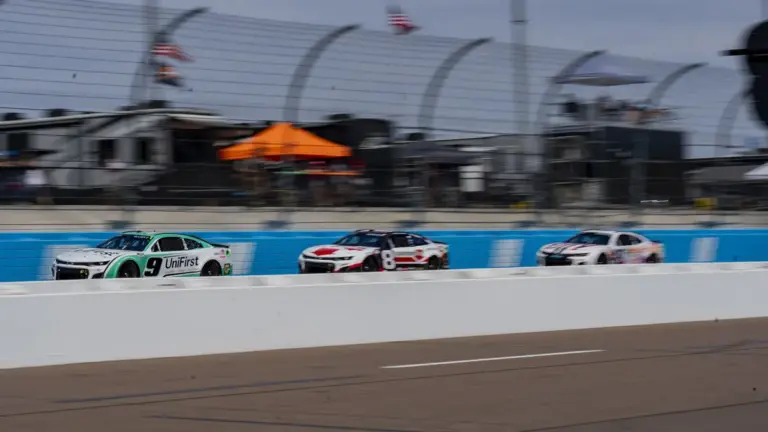 Тайлер Реддік переміг у Фініксі та повернувся до боротьби за титул NASCAR