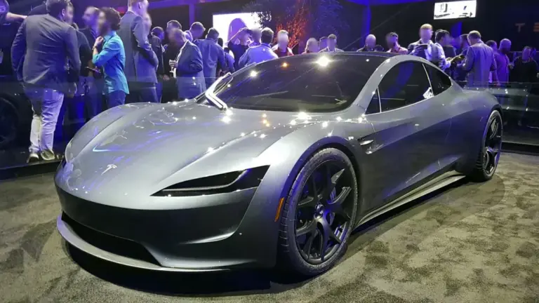 Tesla Roadster стане останньою машиною компанії з ручним керуванням Tesla Roadster стане останньою машиною компанії з ручним керуванням