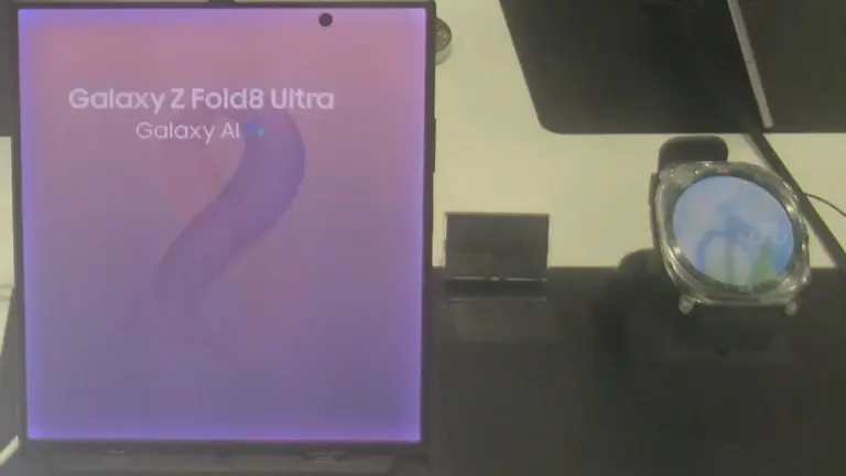 Вихід iPhone Duo різко підняв інтерес до складних смартфонів Samsung Вихід iPhone Duo різко підняв інтерес до складних смартфонів Samsung