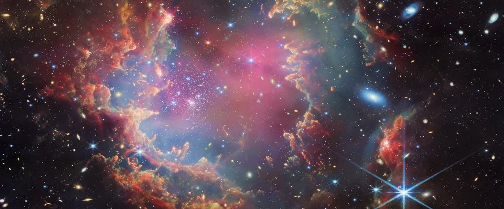 Webb та Hubble показали нові знімки зоряних колибелей і галактик